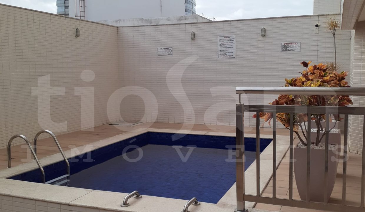 piscina-predio-ed-veneto-guarapari