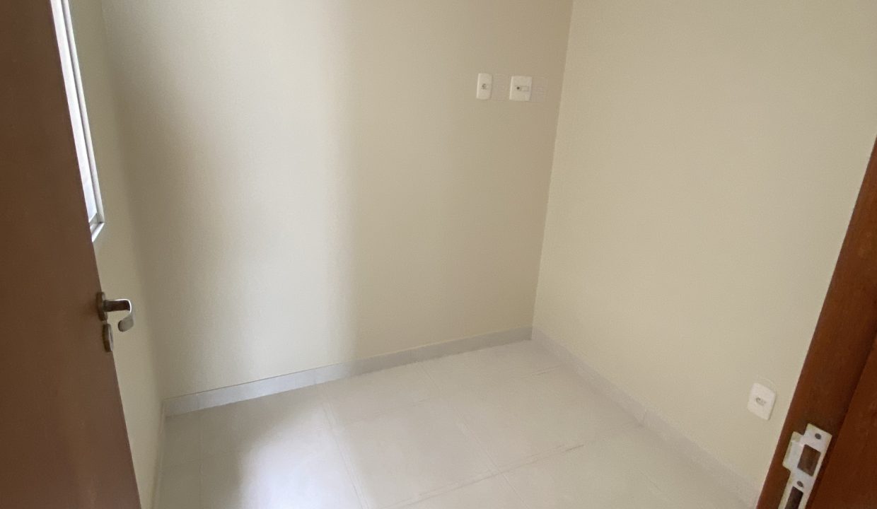 quarto-servico-apto-mont-blanc-centro-guarapari